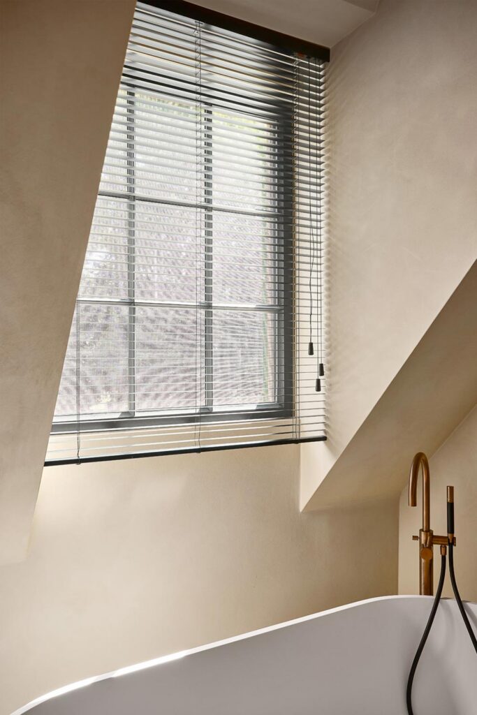 Raamdecoratie villa groene rand brussel tende fleurinck